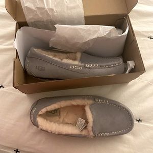 Ugg “Ansley” slippers!! Brand new in box!! Never worn!
